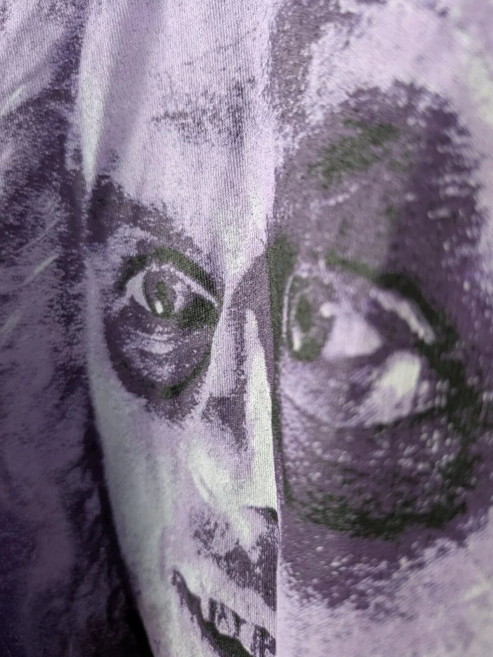 Beetlejuice Full Face Purple Tee L - Picture 3 of 5